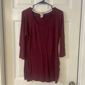 Eyelash couture woman’s X-Large Scoop Neck Long Sleeve Too - Burgundy Color